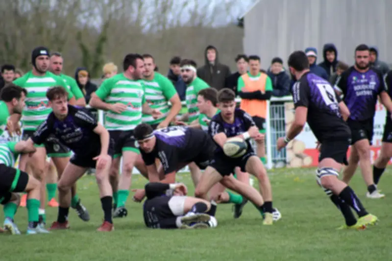 Défaite cinglante de Larressore face à l'USEP, le maintien en Fédérale 2 compromis