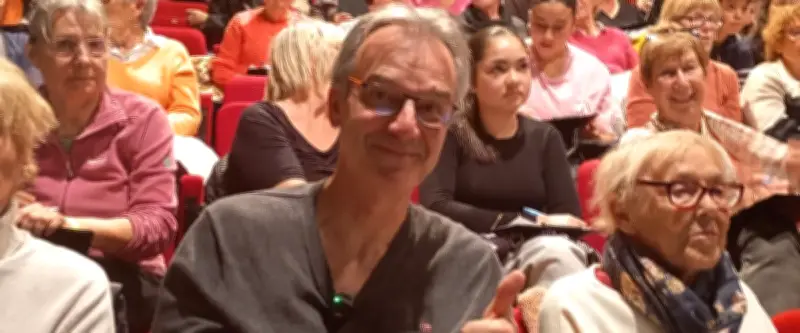 Dictée pour tous à Sète : Petitcopek à la lecture, plus de 100 participants au défi