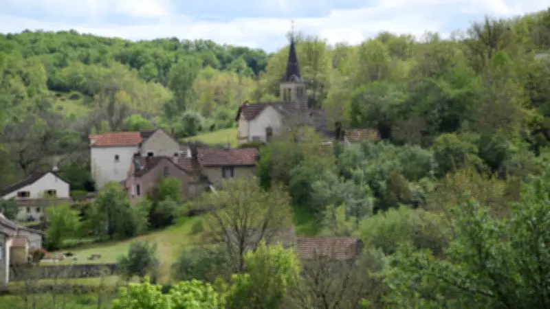 Disparition à Vailhourles : la mère d'Audrey Cavalié évoque ses craintes et hypothèses