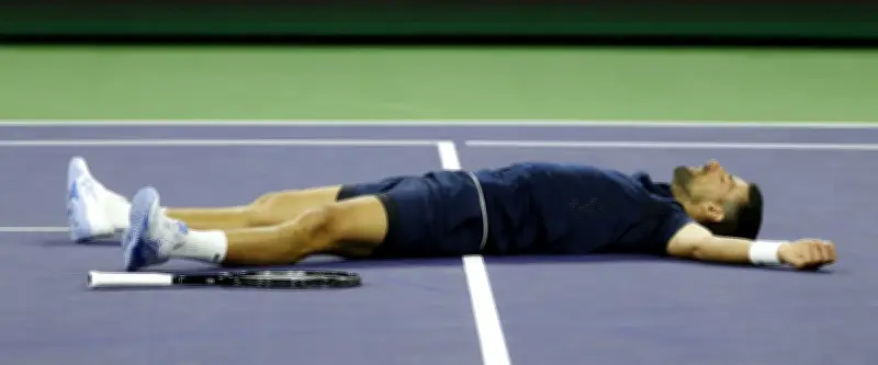 Djokovic terrassé par Draper à Indian Wells, Alcaraz et Swiatek intraitables