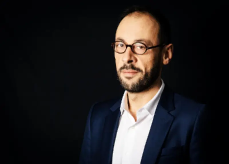 Démissions record des maires : un débat éthique à Bordeaux interroge la crise des vocations