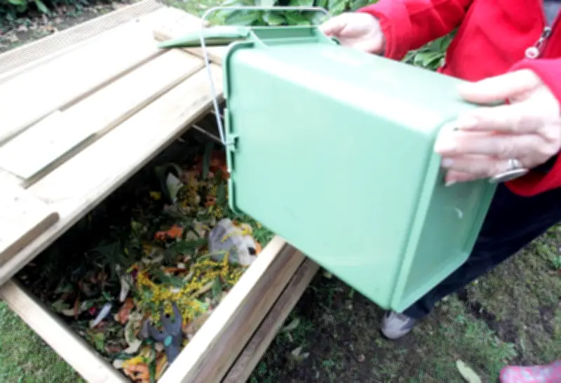 Dordogne : le syndicat SMD3 mobilisé pour l'opération nationale « Tous au compost ! »