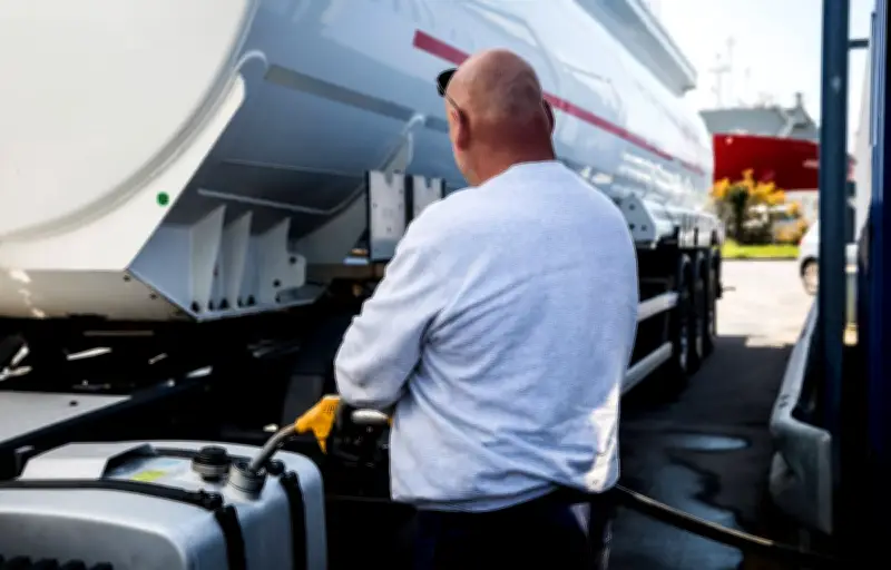 Double peine pour les transporteurs : flambée des prix et recrudescence des vols de carburant