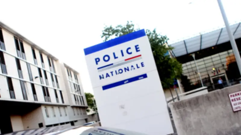 Drame carcéral à Nîmes : un jeune détenu de 22 ans retrouvé mort après des violences en cellule