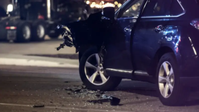 Drame routier en Haute-Savoie : la conductrice décède, les passagers prennent la fuite après un accident violent