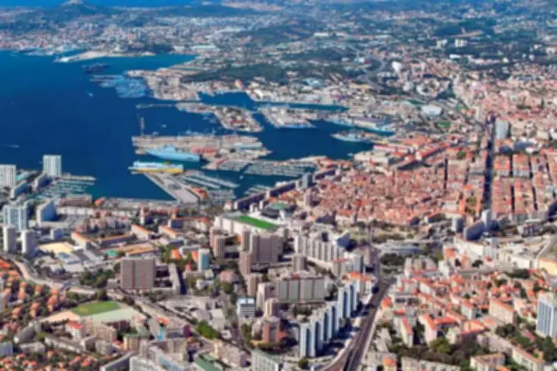 Drone non autorisé survolant la base navale de Toulon : le télépilote arrêté