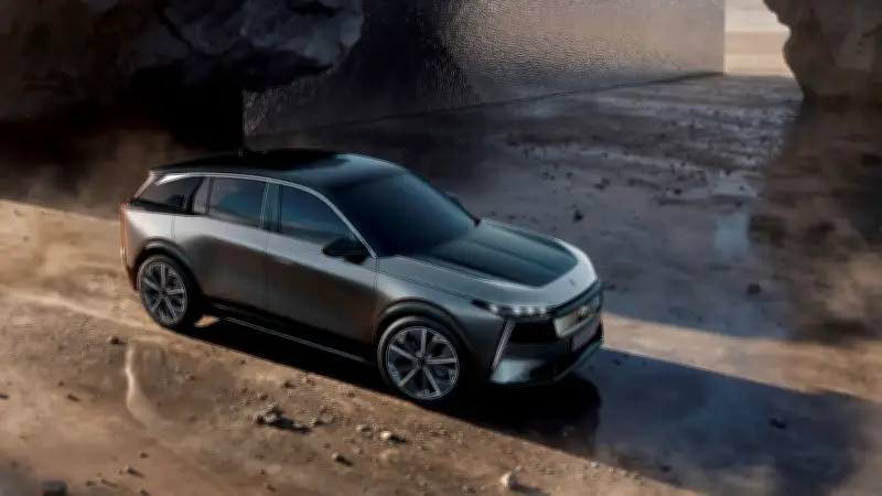 DS N°7 : le SUV premium électrique qui vise le haut du segment C