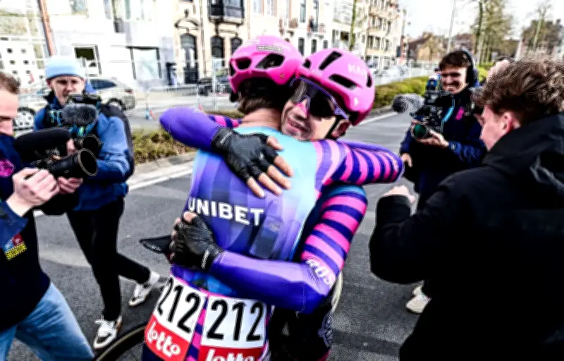 Dylan Groenewegen triomphe sur la Ronde Van Brugge 2026 malgré les incidents