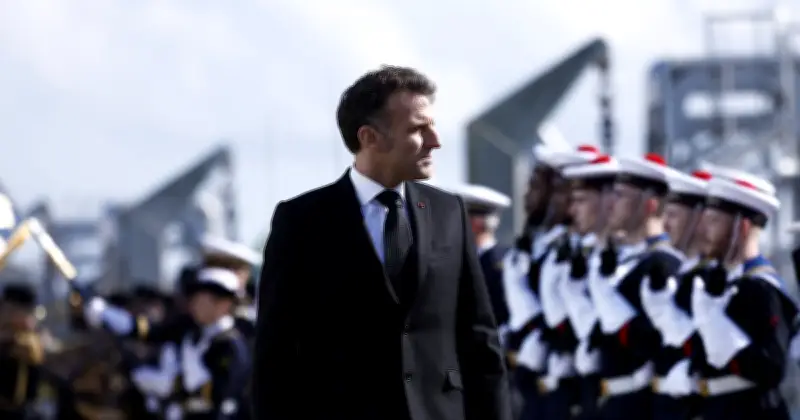 Emmanuel Macron annonce une évolution majeure de la doctrine nucléaire française