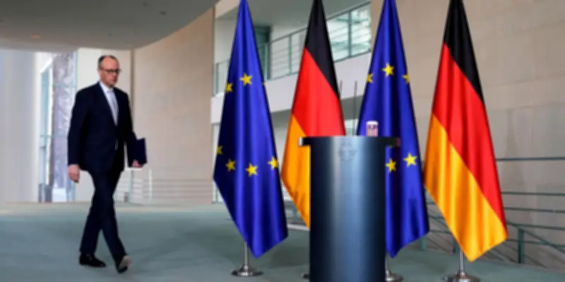 Emmanuel Macron souligne le rôle essentiel de l'Allemagne dans la dissuasion nucléaire française