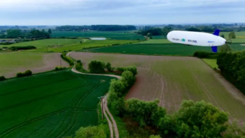 Enedis teste un ballon dirigeable pour inspecter son réseau électrique en Charente-Maritime