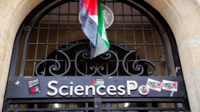 Enquête ouverte après des propos antisémites d'une étudiante palestinienne à Sciences Po Lille