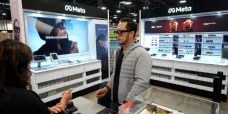 Enquête révèle : les employés de Meta au Kenya voient tout via les lunettes IA