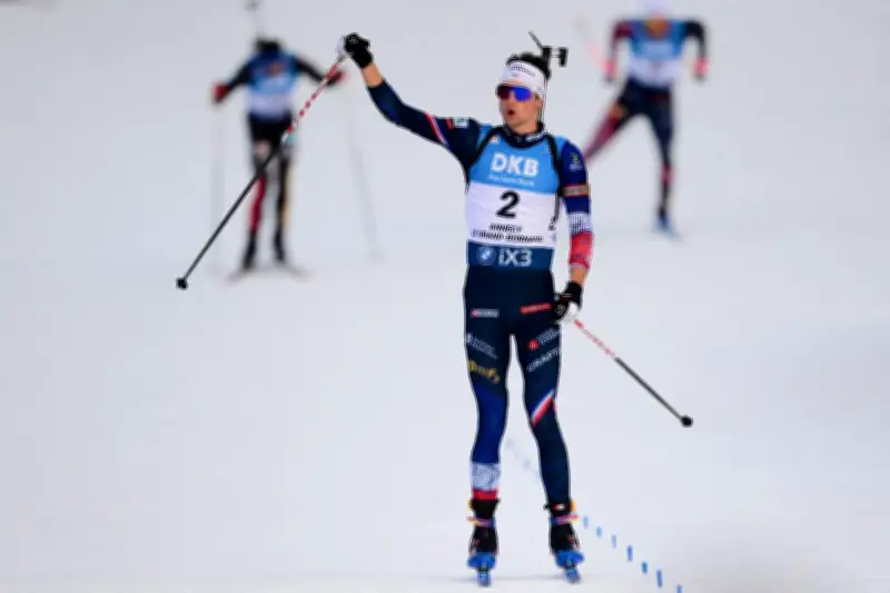 Eric Perrot s'impose à Kontiolahti et renforce son leadership en Coupe du monde