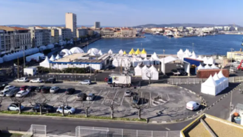Escale à Sète : les villages en plein montage autour du nouveau bassin
