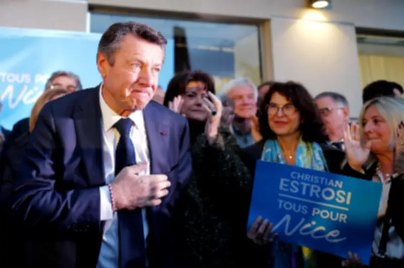 Estrosi à Nice : une dernière réunion publique entre tigre et cochon avant 2026