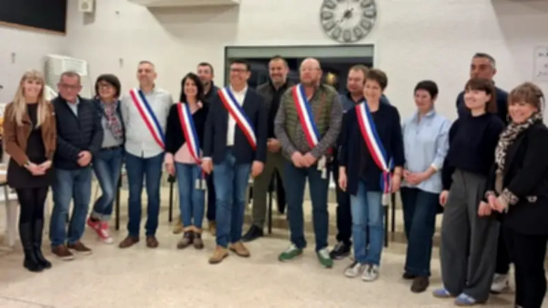Fabien Cruveiller élu maire de Cardet, installation du nouveau conseil municipal