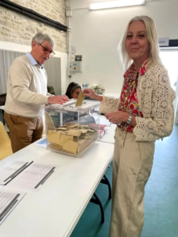 Fabienne Ford remporte l'élection à Saint-Denis-d'Oléron avec 37,72% des voix