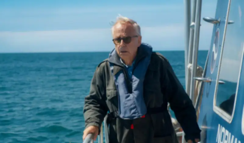 Fabrice Luchini incarne un comédien dévoré par Hugo dans une comédie tendre