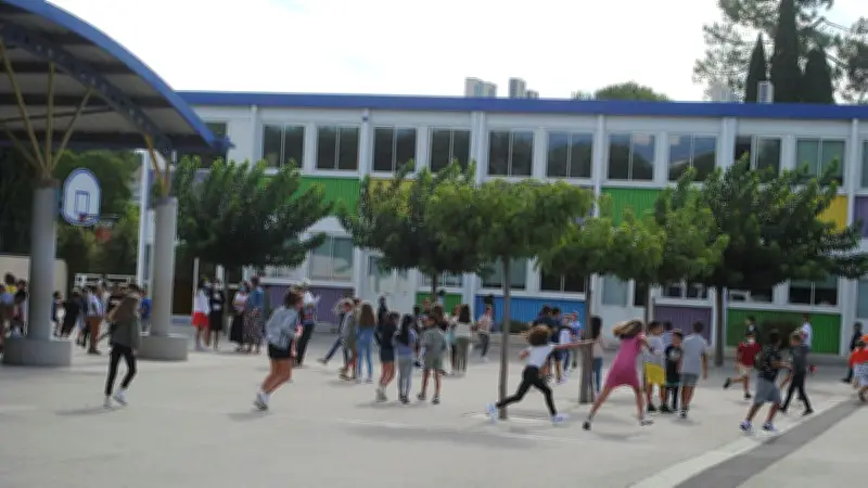 Fermeture de l'école Sainte-Marie à Bagnols-sur-Cèze pour fuite d'eau