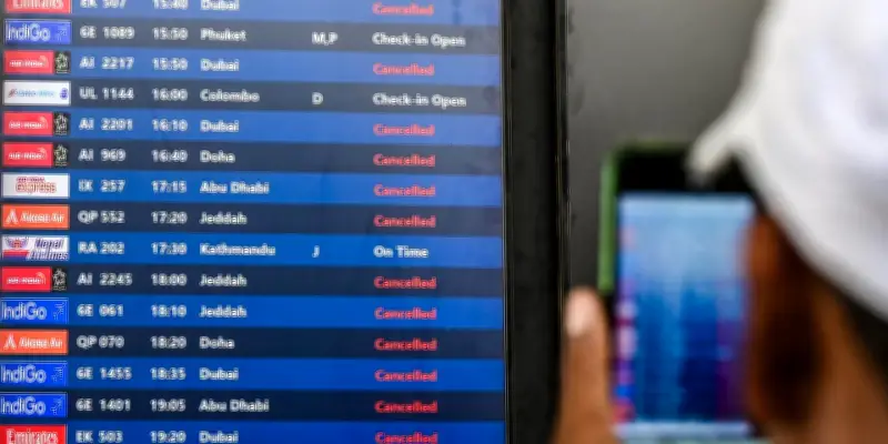 Fermeture de l'espace aérien au Moyen-Orient : Air France et les compagnies du Golfe annulent des centaines de vols