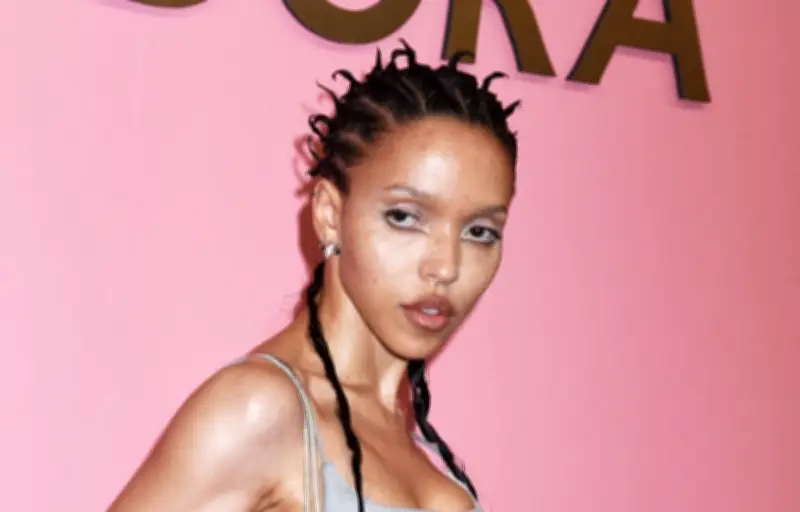 FKA Twigs porte plainte contre Shia LaBeouf pour une clause de confidentialité illégale