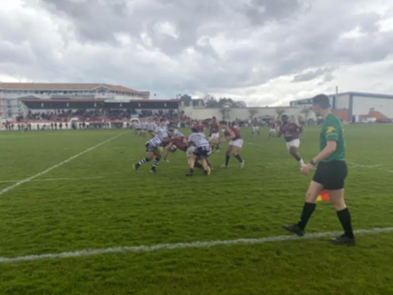 Floirac s'impose dans le dernier quart d'heure face à Gujan-Mestras en rugby