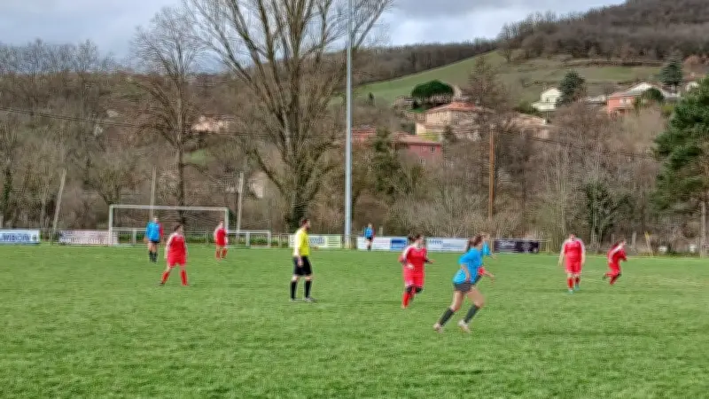 Football amateur : les féminines de l'ASV réalisent un exploit historique en Aveyron