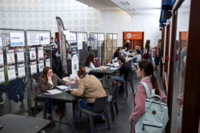 Forum de l'emploi saisonnier à Mimizan : un speed dating géant pour 600 postes d'été