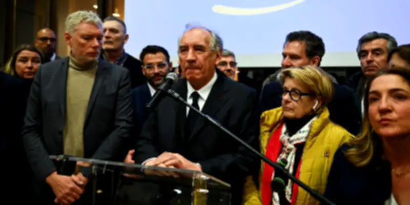François Bayrou battu à Pau aux municipales 2026 : la fin d'une carrière politique