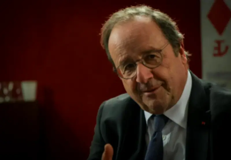 François Hollande s'oppose à tout accord PS-LFI aux municipales