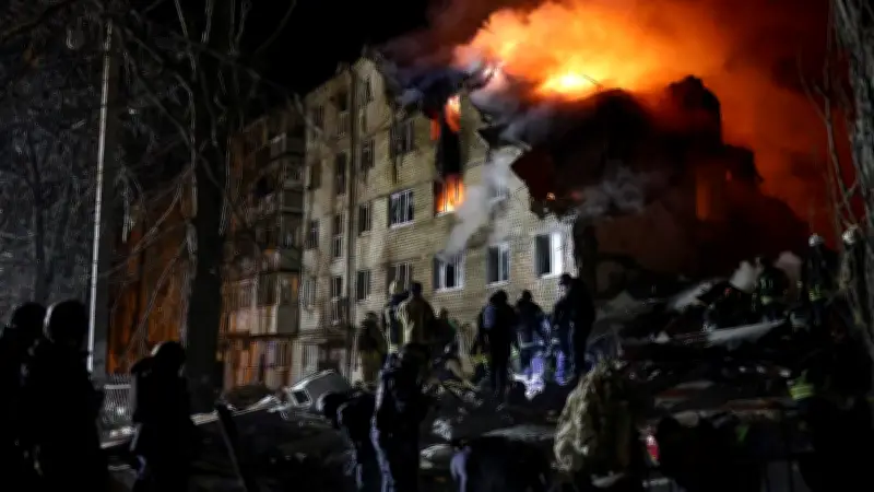 Frappe russe à Kharkiv : un immeuble détruit, dix morts dont deux enfants