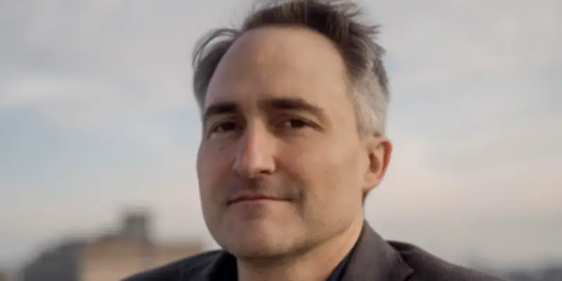 Frédéric Moynier, cosmochimiste, explore les roches lunaires d'Apollo et Chang'e-5