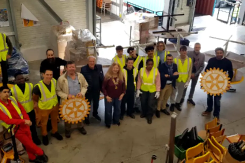 Fréjus : le Rotary Club et les lycéens de Gallieni expédient un 5e conteneur médical vers le Cameroun