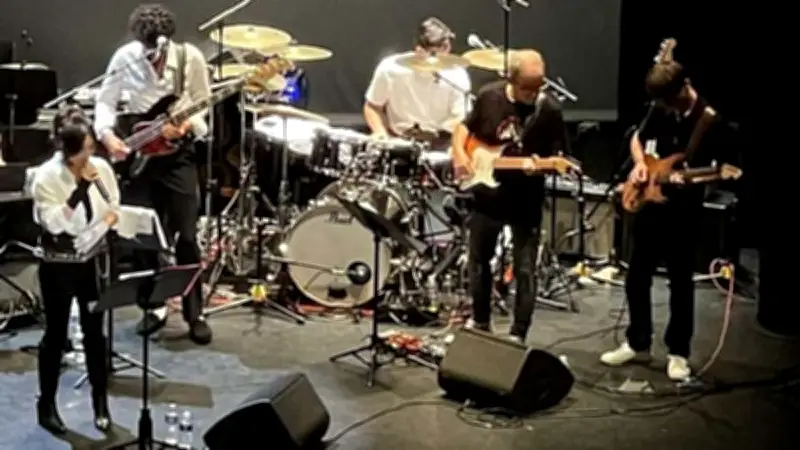 Fête de la Musique à Sète : le groupe Abonnés du conservatoire enflamme la place Victor-Hugo