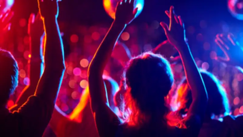 Fusillade à Toulouse : deux jeunes blessés devant une discothèque, un suspect arrêté