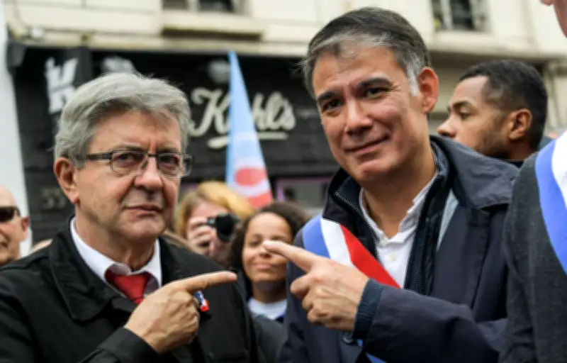 Gauche divisée : Mélenchon et le PS s'affrontent violemment avant les municipales