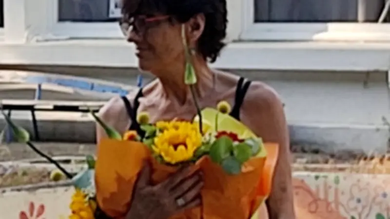 Ghislaine Dazzi, directrice emblématique de l'école Jules-Ferry à Bagnols-sur-Cèze, prend sa retraite après 20 ans