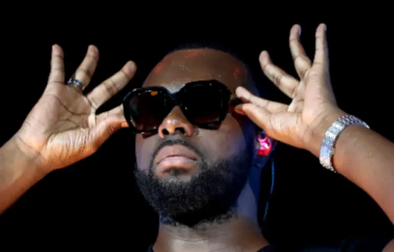 Gims fait une apparition surprise au Zénith de Paris malgré ses démêlés judiciaires