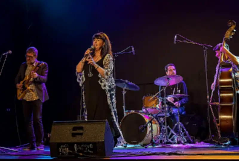 Gladys Amoros en duo avec Michel Queuille pour un hommage au jazz