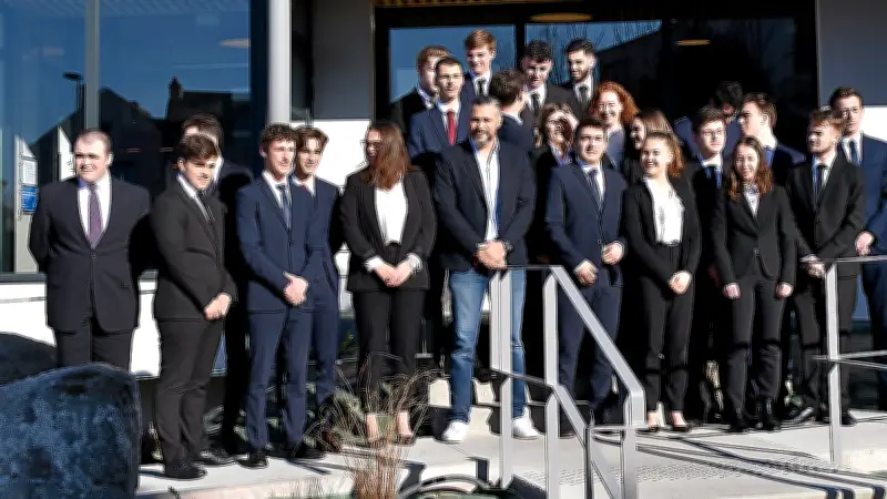 Glenn Viel et six chefs étoilés inspirent les élèves du lycée hôtelier de Saint-Chély-d'Apcher