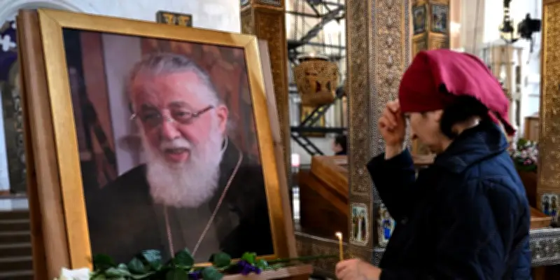 Géorgie : décès du patriarche Élie II, chef de l'Église orthodoxe influente