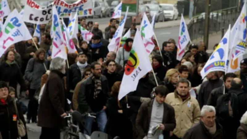Grève des enseignants en Occitanie : mobilisation pour plus de moyens et contre les suppressions de postes