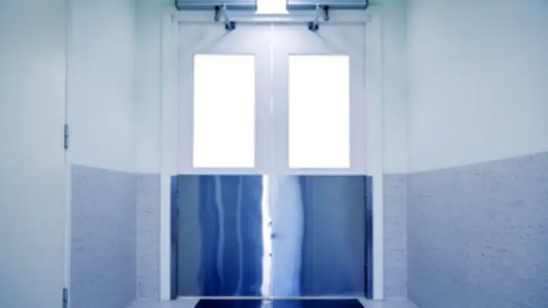 Guadeloupe : un gérant de pompes funèbres gardé à vue après la découverte de dizaines de corps non inhumés