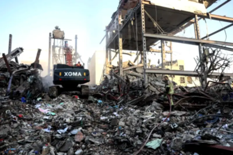 Guerre au Moyen-Orient : l'Iran riposte, Chypre visée, Trump évoque des troupes