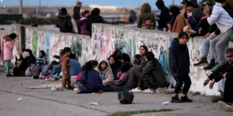 Guerre au Moyen-Orient : Macron veut établir un plan pour arrêter les combats entre Israël et le Hezbollah