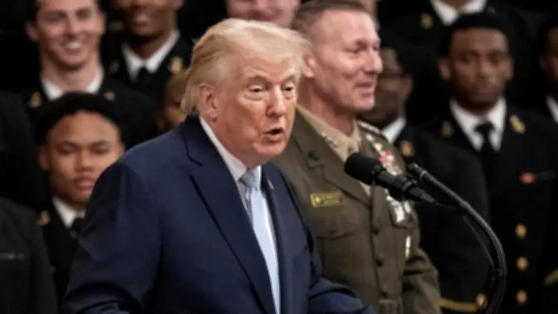Guerre au Moyen-Orient : Trump reporte les frappes sur l'Iran, Téhéran dément tout dialogue