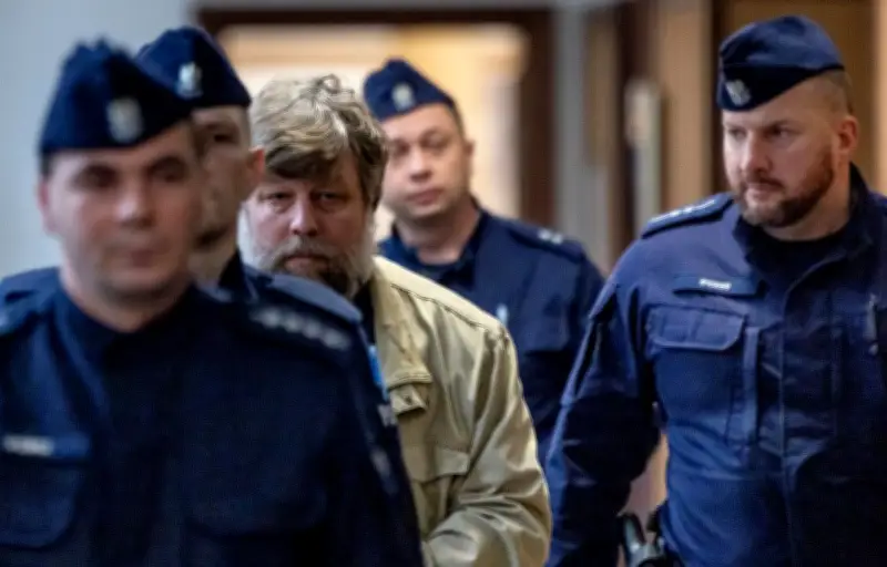 Guerre en Ukraine : extradition d'un archéologue russe, soutien espagnol et réaction à un documentaire