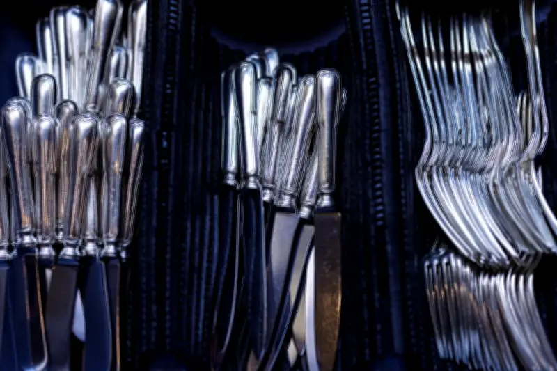 Guide Michelin : L'Ambroisie perd sa troisième étoile, Sébastien Bras rétrogradé