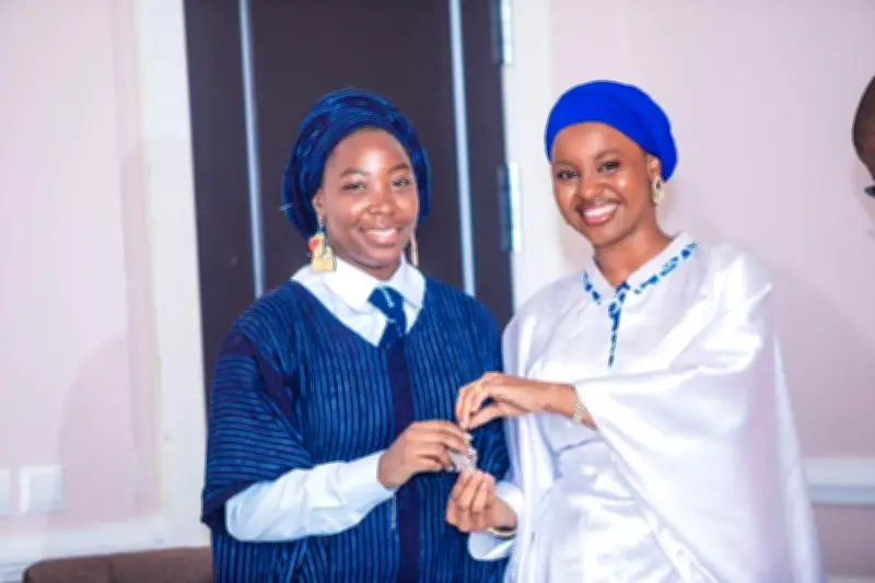 Guinée : Six adolescentes créent un club féministe contre l'excision et les mariages forcés